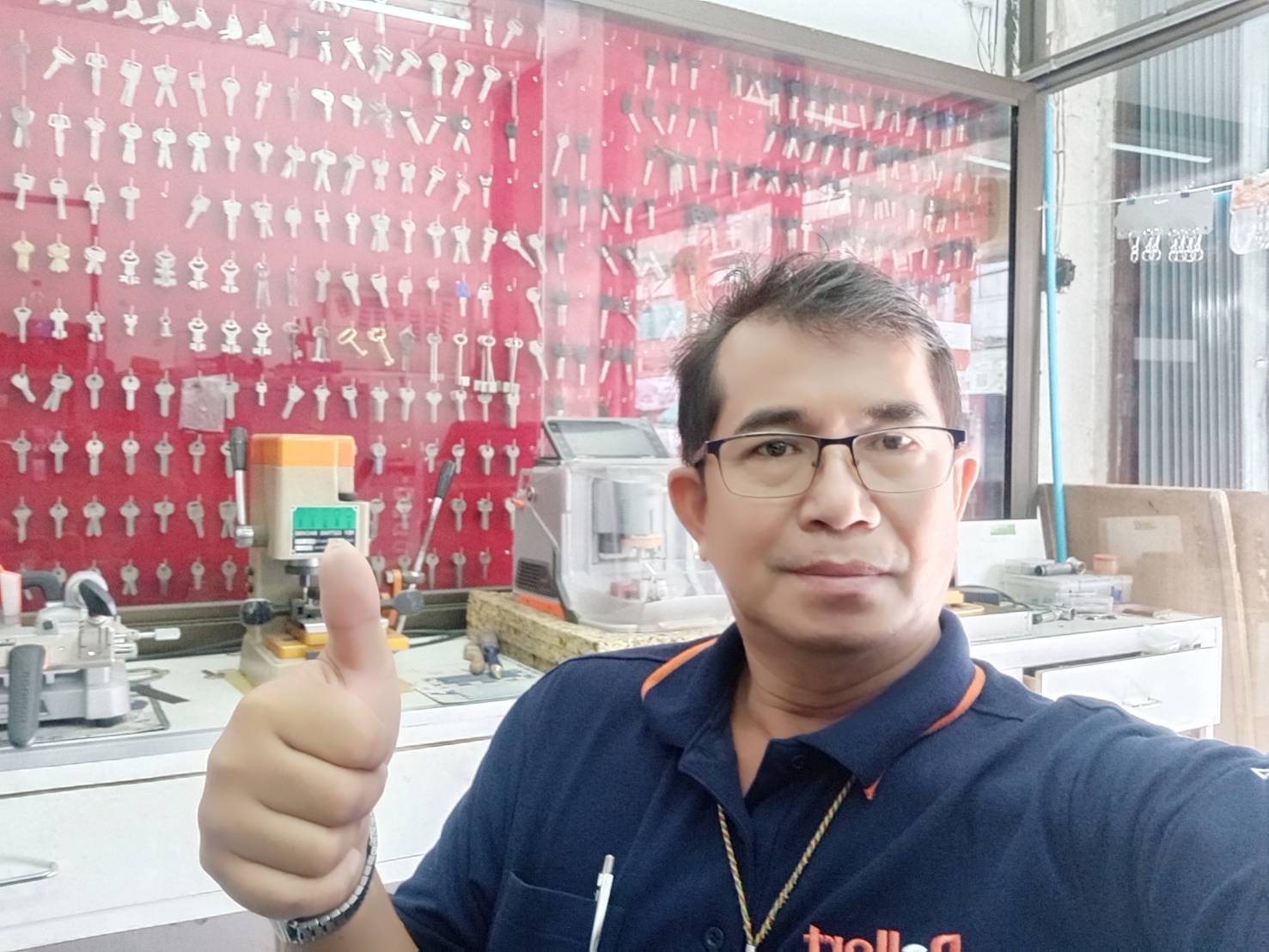 1 - https://ร้านช่างเจริญกุญแจโคราช.com | ร้านช่างเจริญกุญแจโคราช - รับทำกุญแจรถยนต์ทุกชนิด เปิดรถยนต์เปิดบ้านเปิดตู้เซฟ กุญแจมอเตอร์ไซค์ทุกรุ่นทุกชนิด รับทำกุญแจอิมโมบิไลเซอร์ทุกรุ่น บริการนอกสถานที่ทั้งในเขตตัวเมืองและเขตใกล้เคียงต่างอำเภอต่างจังหวัด