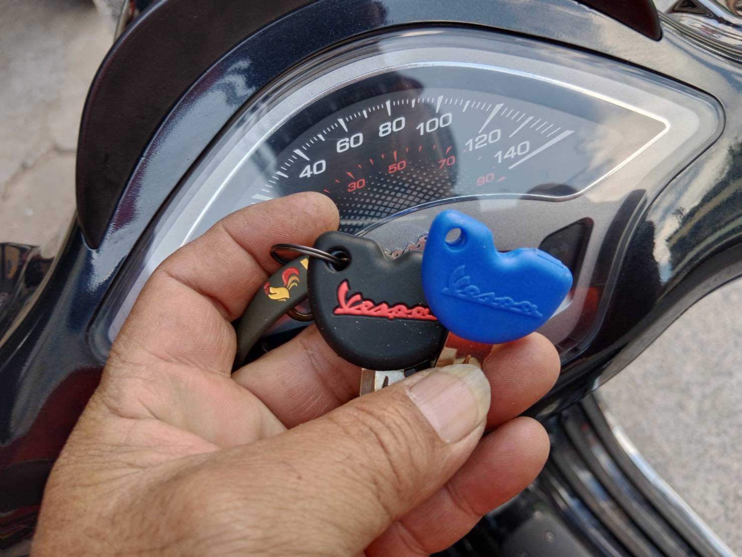 23 - https://ร้านช่างเจริญกุญแจโคราช.com | ร้านช่างเจริญกุญแจโคราช - รับทำกุญแจรถยนต์ทุกชนิด เปิดรถยนต์เปิดบ้านเปิดตู้เซฟ กุญแจมอเตอร์ไซค์ทุกรุ่นทุกชนิด รับทำกุญแจอิมโมบิไลเซอร์ทุกรุ่น บริการนอกสถานที่ทั้งในเขตตัวเมืองและเขตใกล้เคียงต่างอำเภอต่างจังหวัด