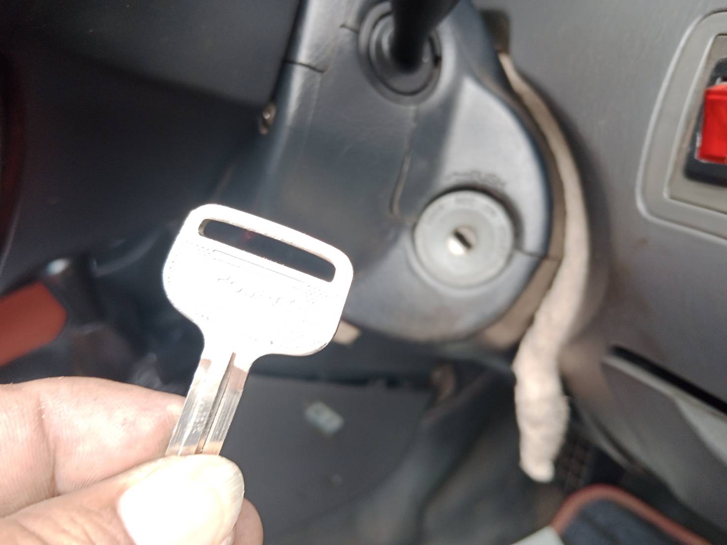 29 - https://ร้านช่างเจริญกุญแจโคราช.com | ร้านช่างเจริญกุญแจโคราช - รับทำกุญแจรถยนต์ทุกชนิด เปิดรถยนต์เปิดบ้านเปิดตู้เซฟ กุญแจมอเตอร์ไซค์ทุกรุ่นทุกชนิด รับทำกุญแจอิมโมบิไลเซอร์ทุกรุ่น บริการนอกสถานที่ทั้งในเขตตัวเมืองและเขตใกล้เคียงต่างอำเภอต่างจังหวัด