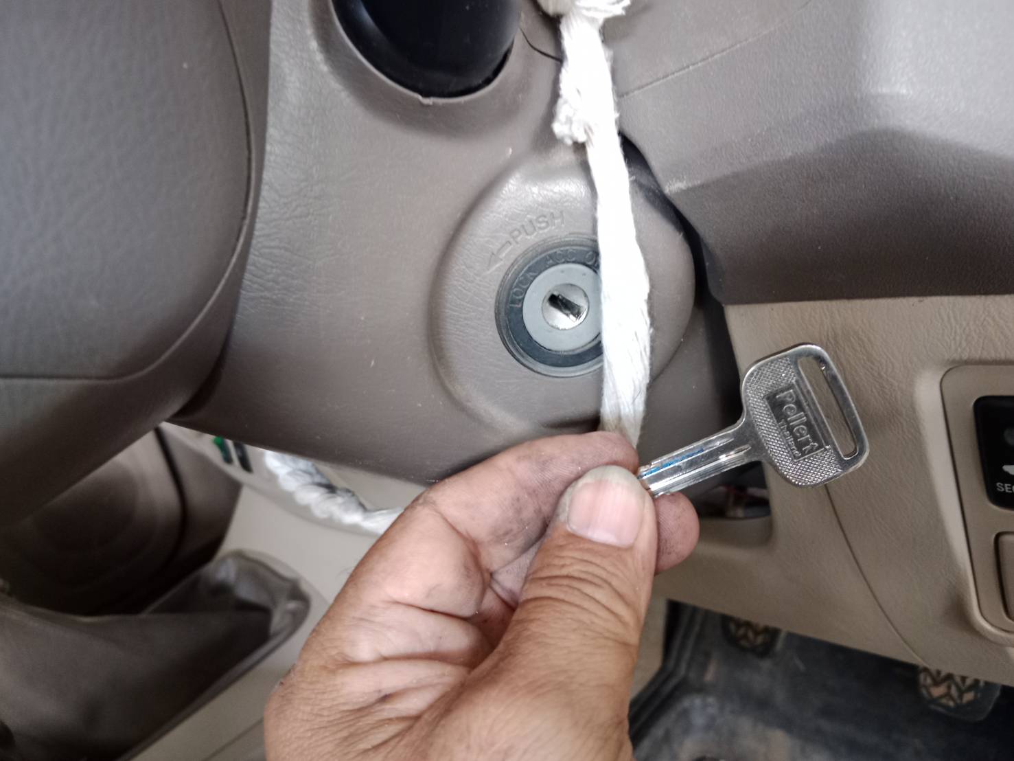 44 - https://ร้านช่างเจริญกุญแจโคราช.com | ร้านช่างเจริญกุญแจโคราช - รับทำกุญแจรถยนต์ทุกชนิด เปิดรถยนต์เปิดบ้านเปิดตู้เซฟ กุญแจมอเตอร์ไซค์ทุกรุ่นทุกชนิด รับทำกุญแจอิมโมบิไลเซอร์ทุกรุ่น บริการนอกสถานที่ทั้งในเขตตัวเมืองและเขตใกล้เคียงต่างอำเภอต่างจังหวัด